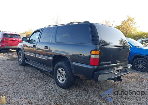 2004 Chevrolet Suburban 1500 Ls из США, поврежденный, VIN 3GNEC16Z14G343742